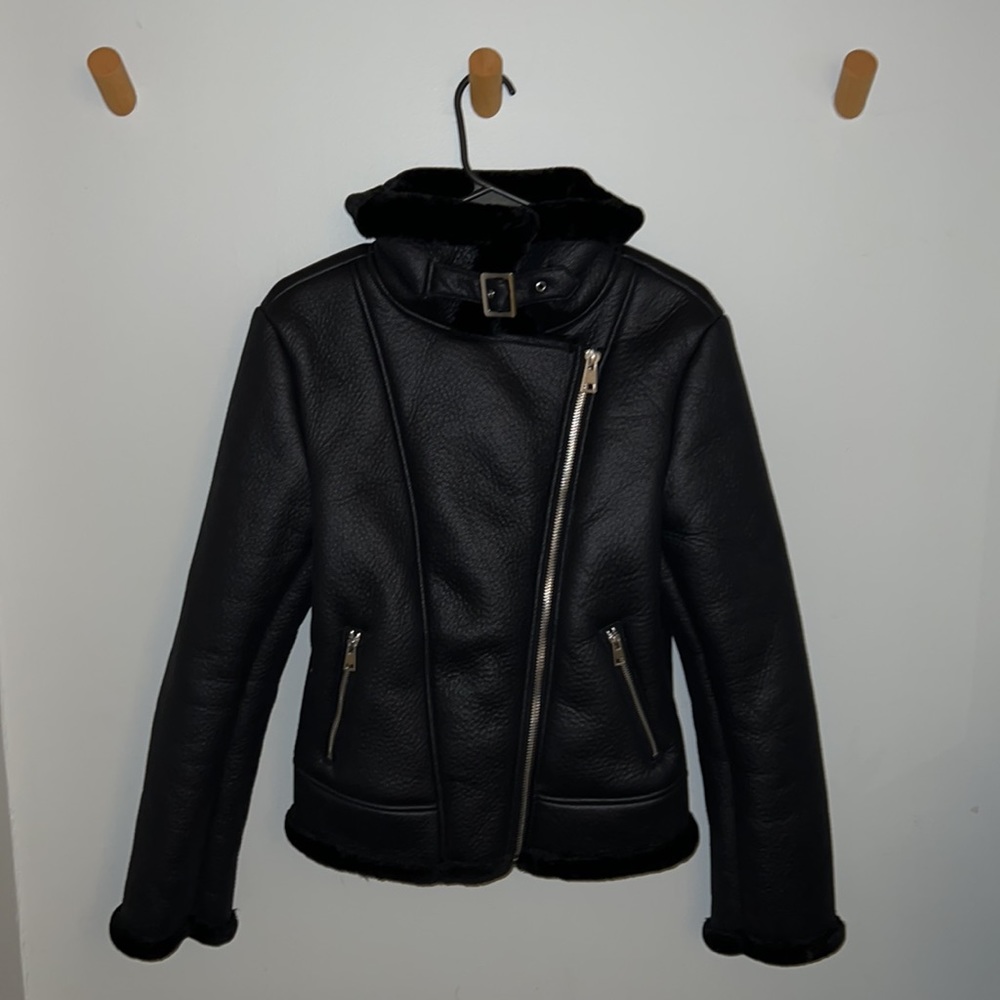 Misguided faux leather aviator jacket, faux fur lining and zip pockets | Size: 6